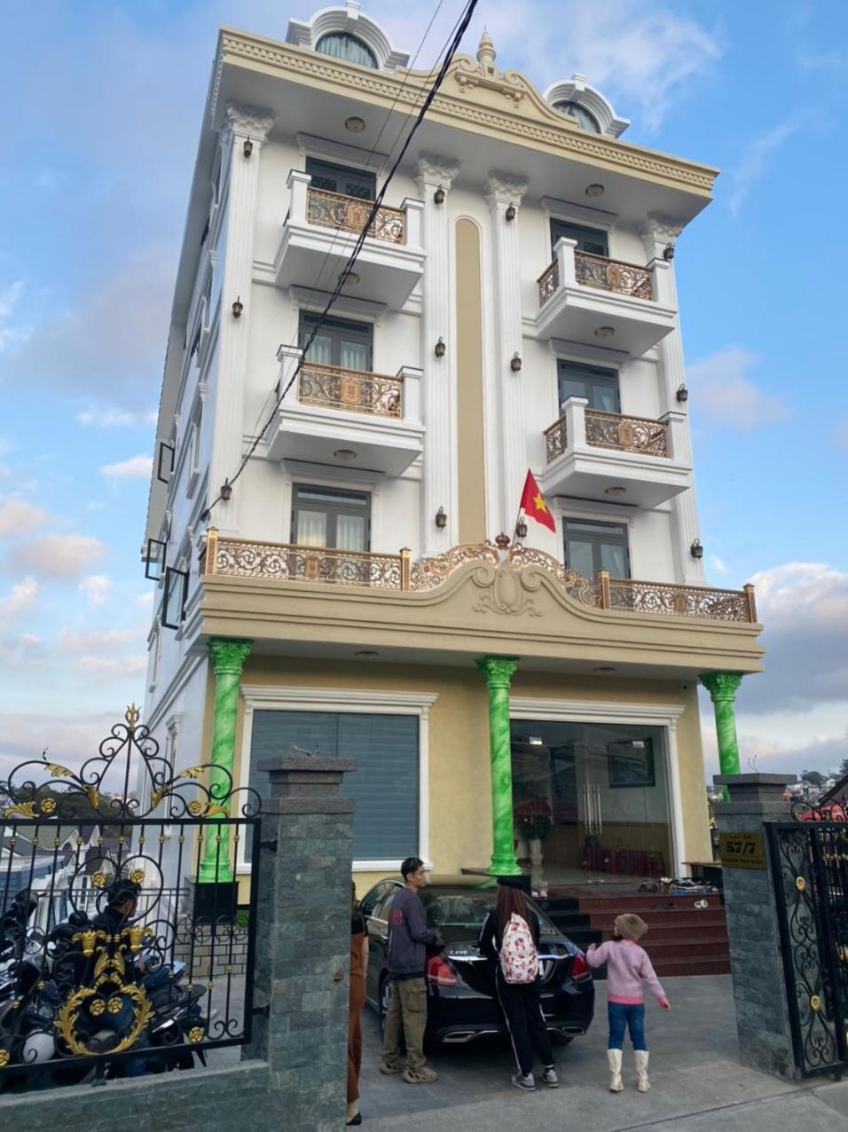 Happy Bun Hotel Đà Lạt Exterior foto